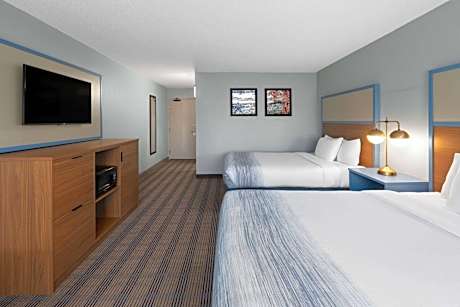 Deluxe Queen Room with Two Queen Beds - Second Floor/Non-Smoking