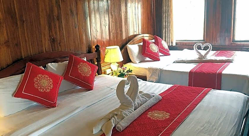 Soutikone Place House 2