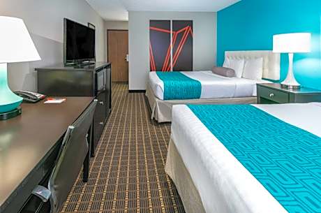 Queen Room with Two Queen Beds - Non-Smoking