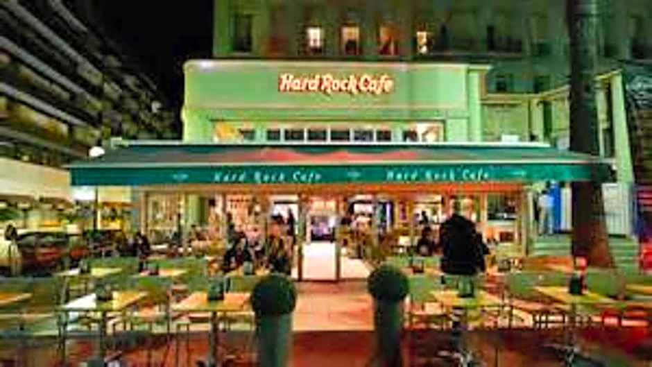 Studio carré d'or situé à 50 m de la plage