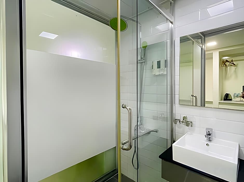 Green Apple Boutique Hotel