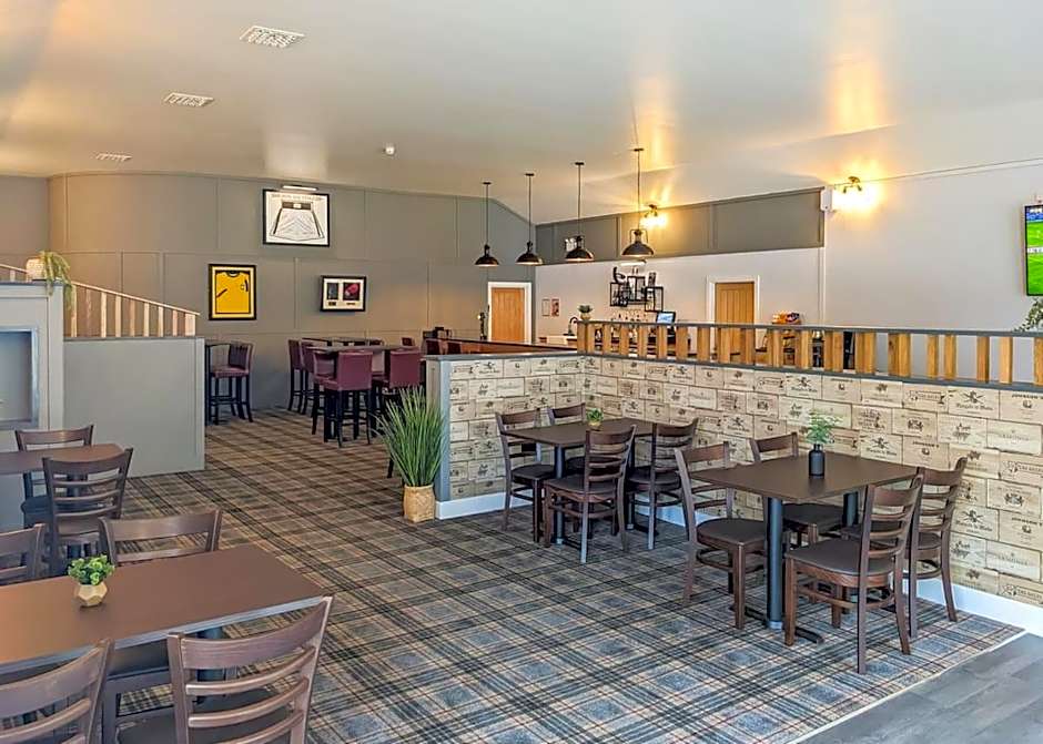 The Warrens At Foxtail