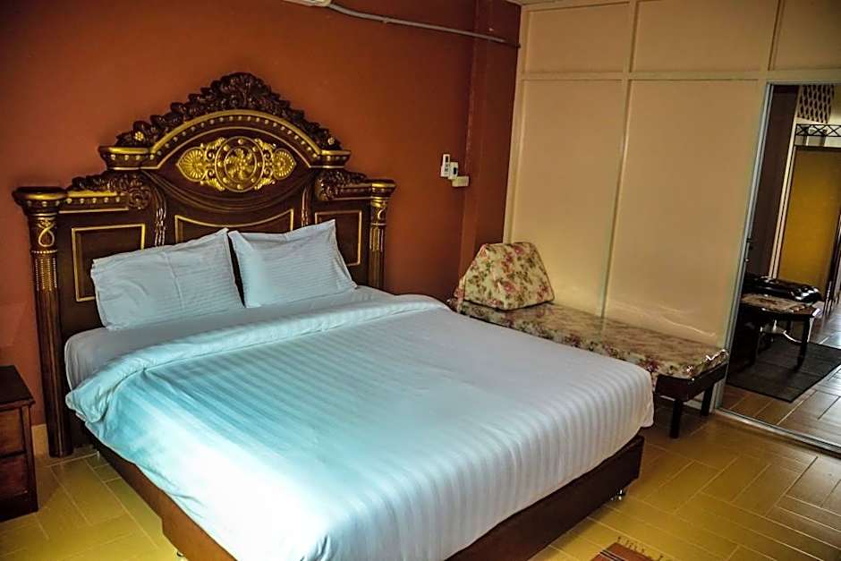 OYO 75486 Anna Residence Jomtien