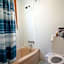 Divine Villa Guest House Harper Ave WITH FREE PRIVATE PARKING
