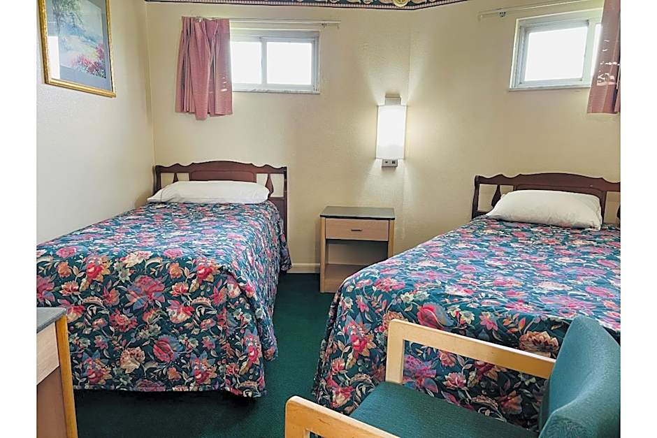 Budget Inn By OYO Toledo Perrysburg I-280