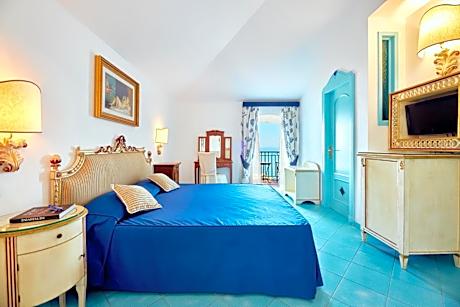 Junior Suite with Balcony and Sea View