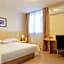 Jinjiang Inn Guangzhou Liwan Caihongqiao Metro Station