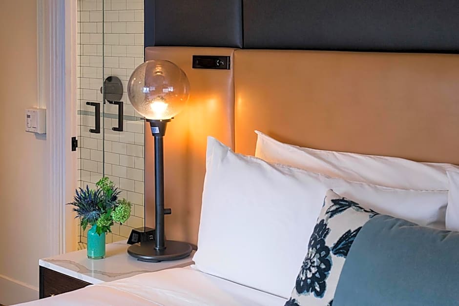 Hotel Theodore Seattle Downtown, Tapestry by Hilton