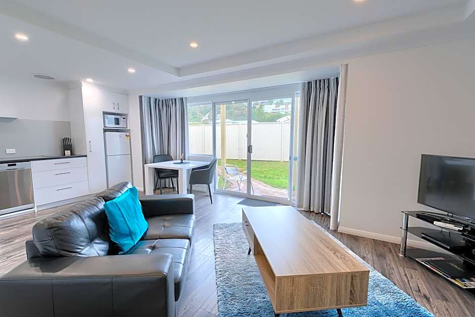 Pelicans Albany Middleton Beach