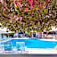 Moonshine Hotel & Suites