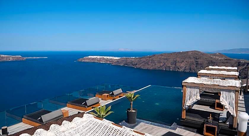 Galaxy Suites & Spa