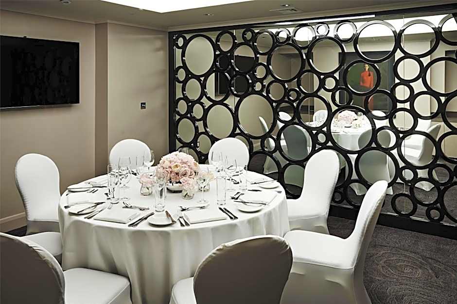 Radisson Blu Hotel, London South Kensington (formerly Vanderbilt)