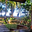 Lovina Beach Hotel