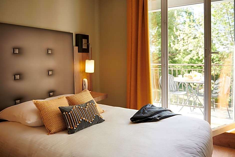 Pont du Chalon Hôtel and Restaurant