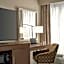 Hampton Inn By Hilton New Orleans-St. Charles Ave./Garden District