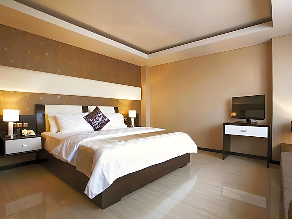 Collection O 499 Princess Keisha Hotel & Convention Center