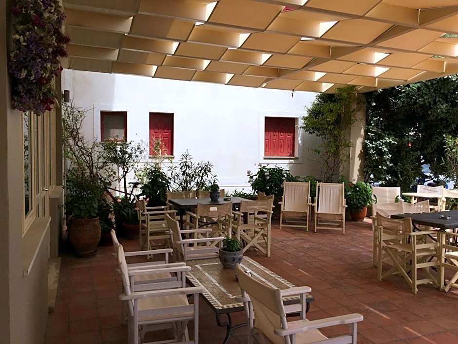Hotel Karthea