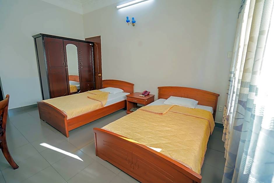 Hoa Binh 2 Hotel