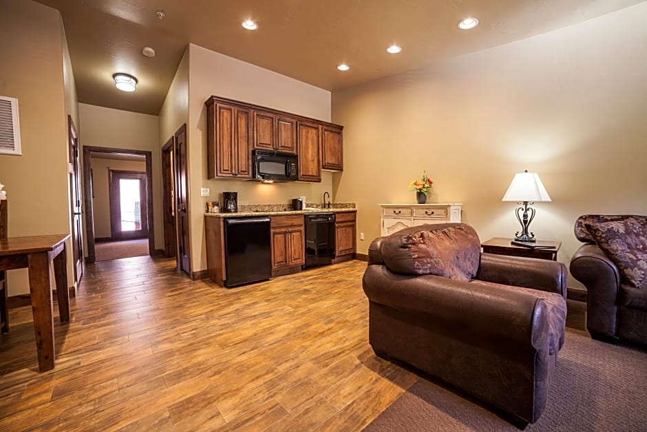 Cable Mountain Lodge