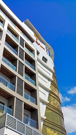 Central Park Reef Resort