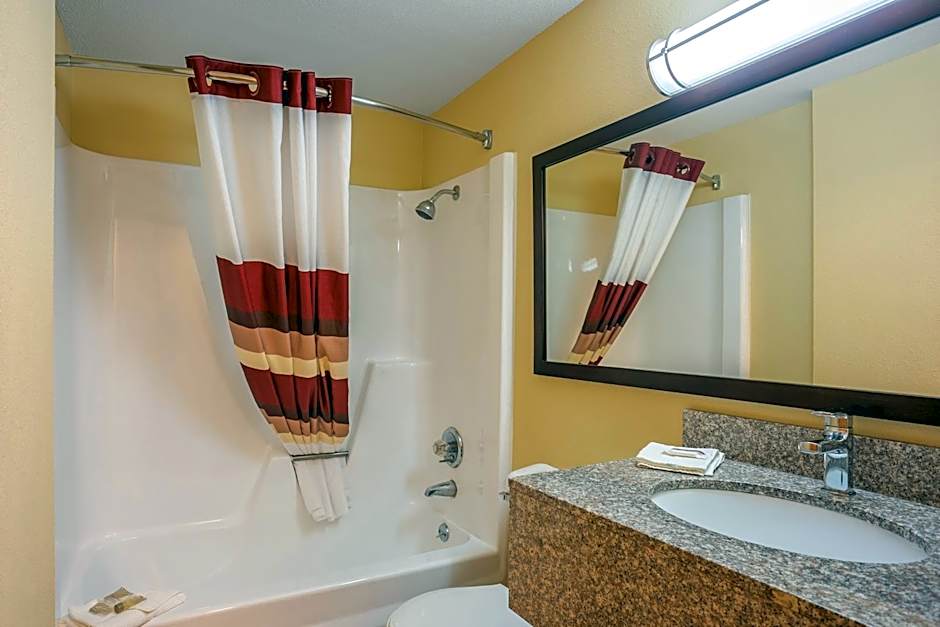 Red Roof Inn Des Moines