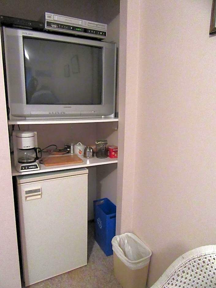 Davis Bay Bed & Breakfast