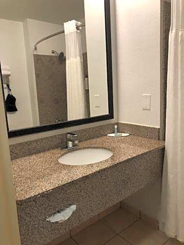 Fairfield Inn & Suites by Marriott Houston Hobby Airport