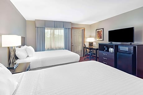 Deluxe Queen Room with Two Queen Beds, Non-Smoking