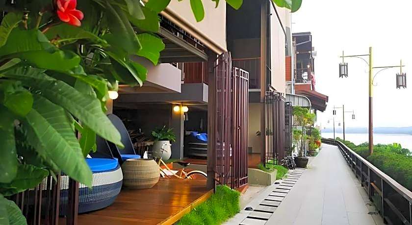 Chic Chiangkhan Hotel