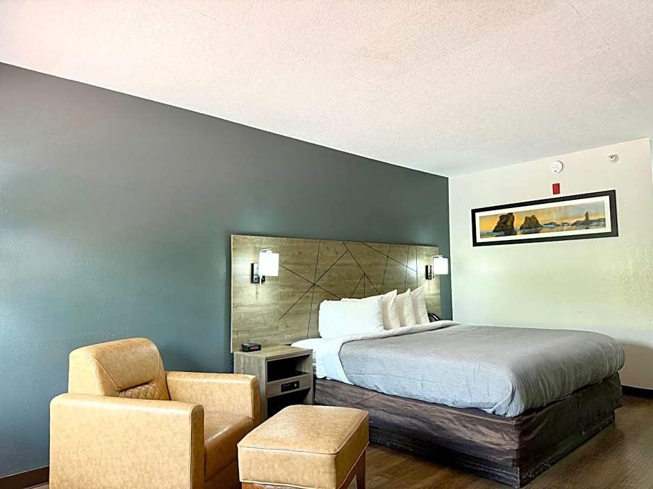 Quality Inn & Suites Greenville I-65