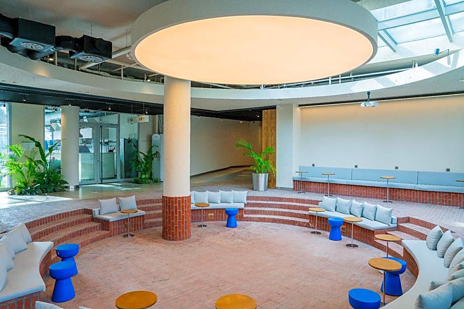 The Superior Living Kagithane