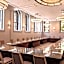 Sheraton Commander Hotel
