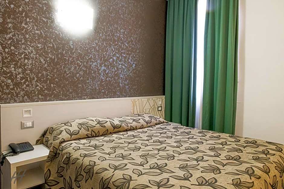 Hotel Holiday- Alla Finestrella
