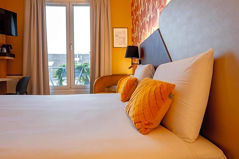 Kyriad Paris 10 - Canal Saint Martin - République