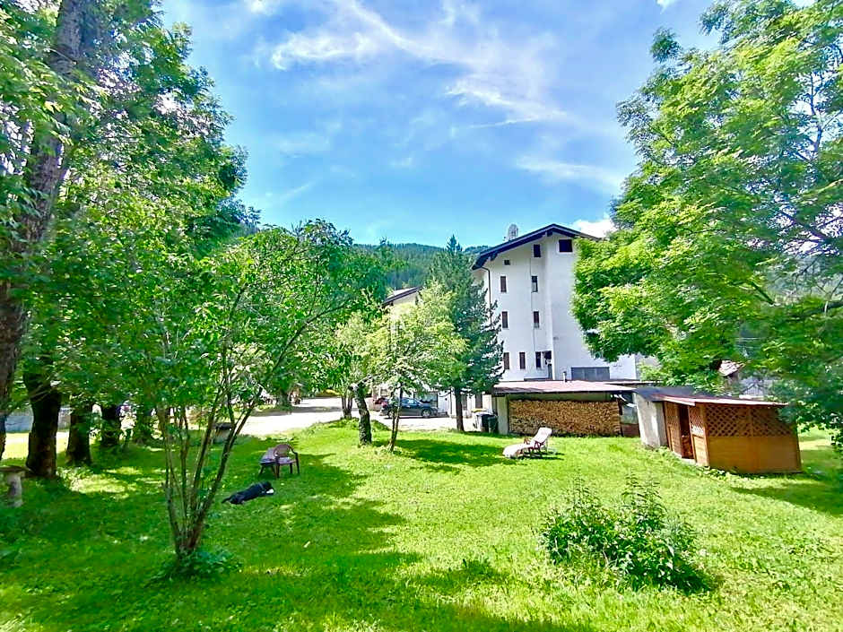 Hotel B&B Lorenzini Ski