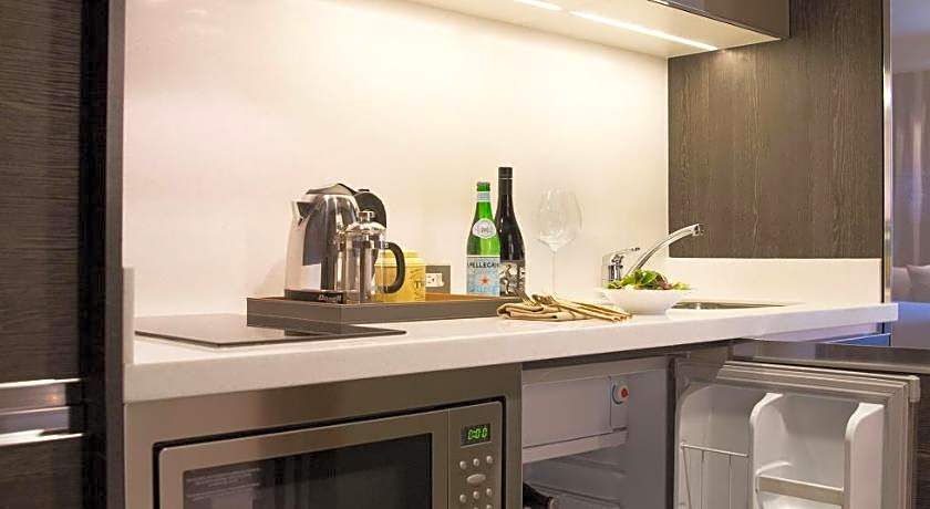 Makati Diamond Residences