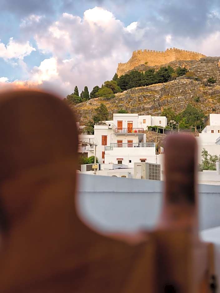 Thea Villas and Suite