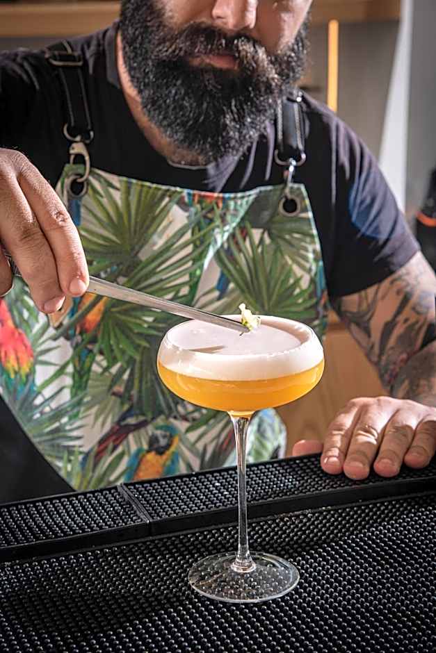 Mary Hotel & Mary Royal Suites