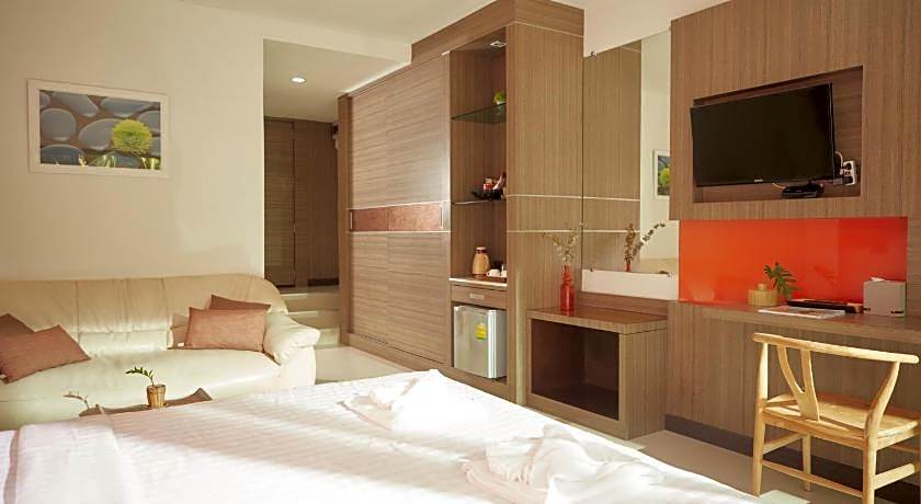 Rhienchai Place Hotel