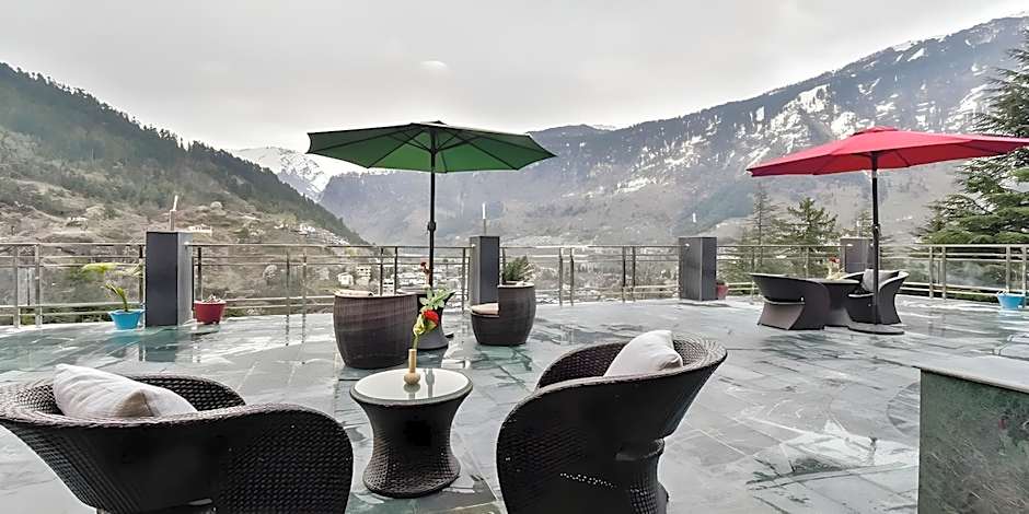 Hotel Snowcrests Manor