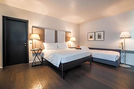 Premium Triple Room
