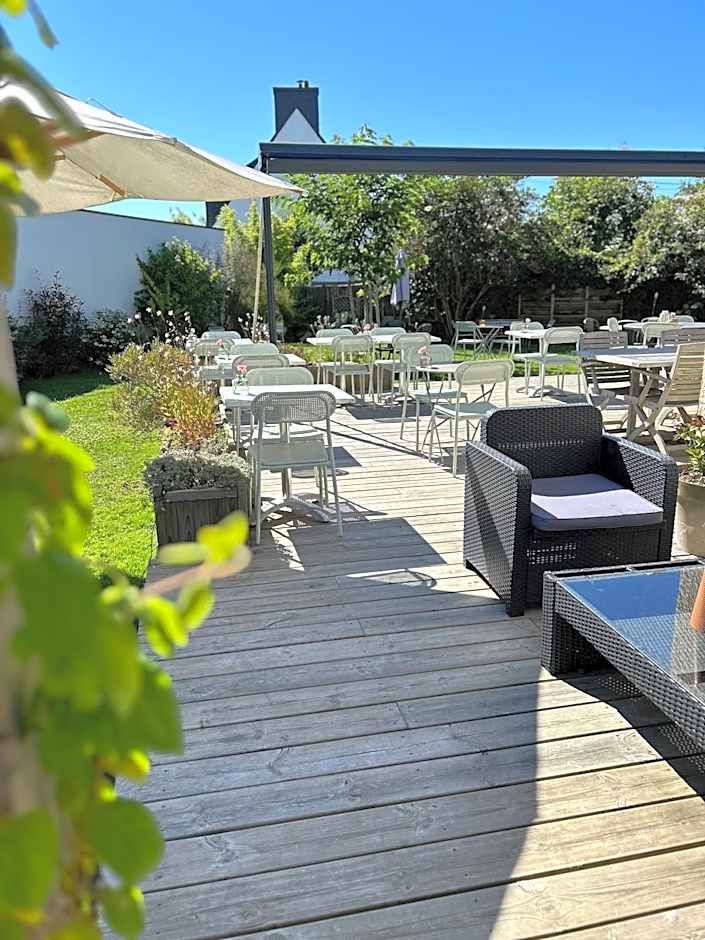 Hôtel Restaurant La Voile Bleue