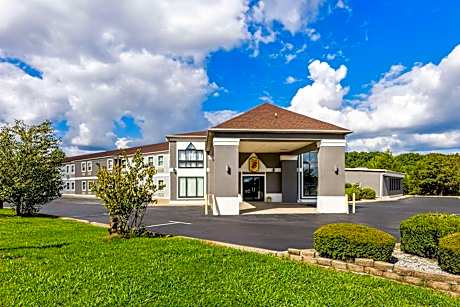 Super 8 by Wyndham Dickson