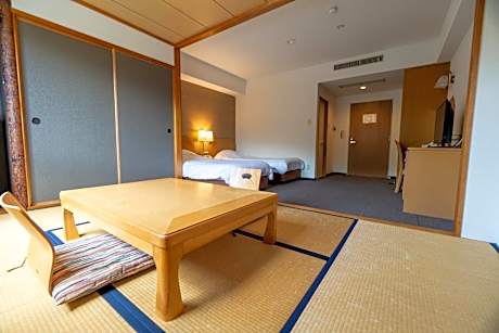 Room with Tatami Area