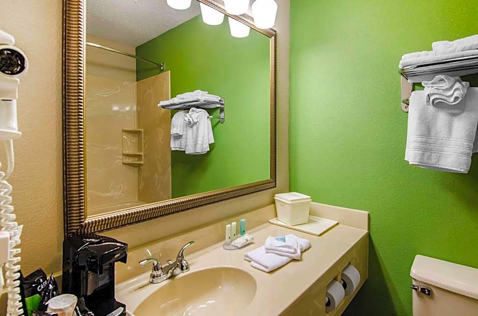 Quality Inn Summersville