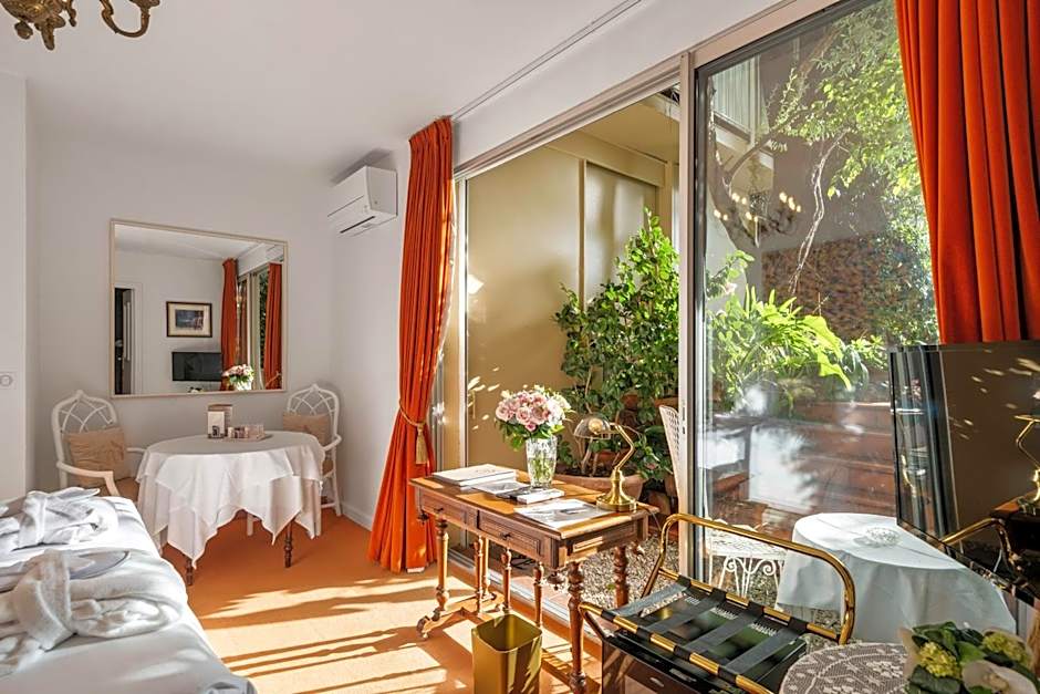 Hôtel Le Roquebrune