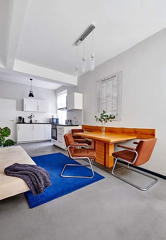 OLD PRINTING HOUSE - Modern I City I 2 Min HBF I E-Ladesäule