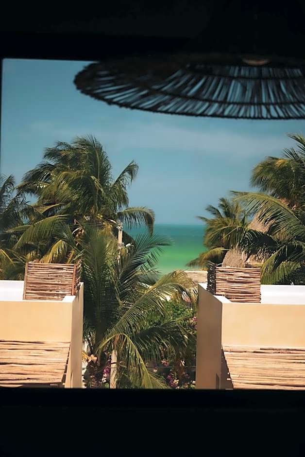 Nikau Hotel El Cuyo - Adults Only