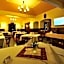 Three Crowns Hotel