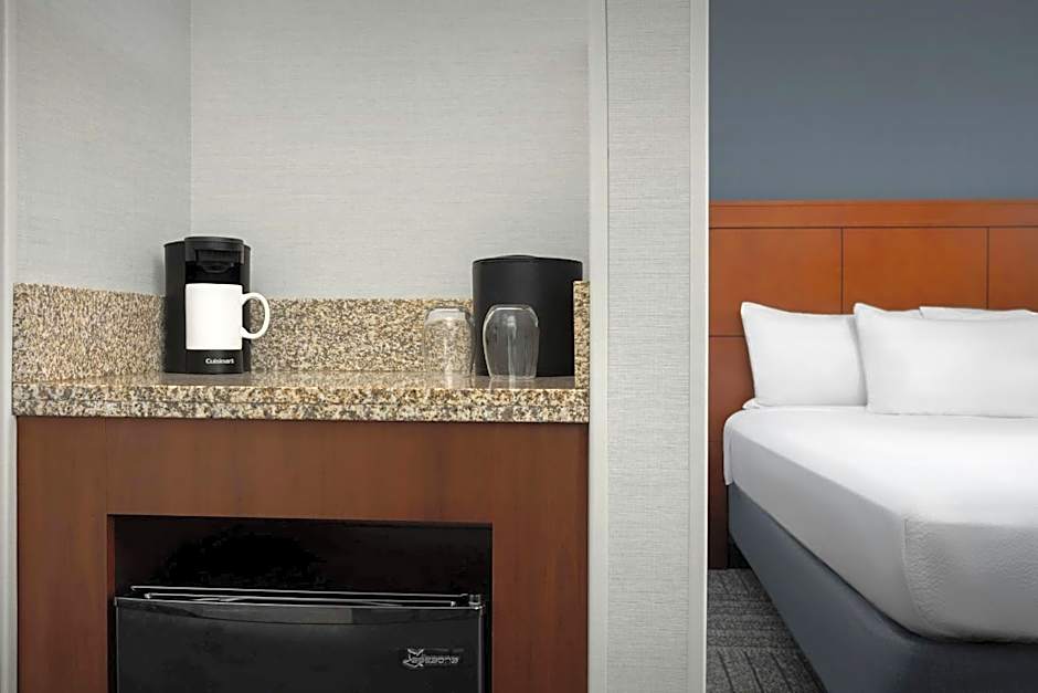Courtyard by Marriott Salisbury